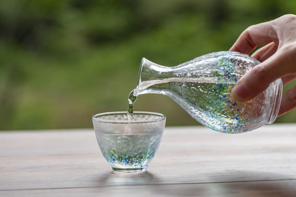 酒器によって味が変わる？！日本酒をより楽しめる、酒器の選び方を解説 