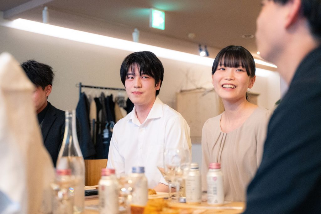 日本盛・はなや香イベントのディスカッションシーン
