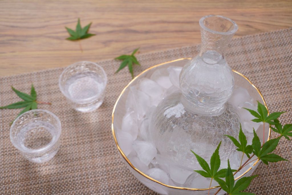 氷水で冷やした日本酒
