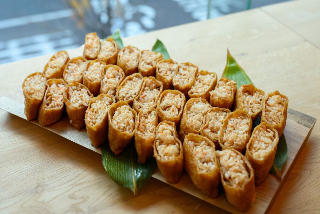 にんじんと胡桃のいなり寿司