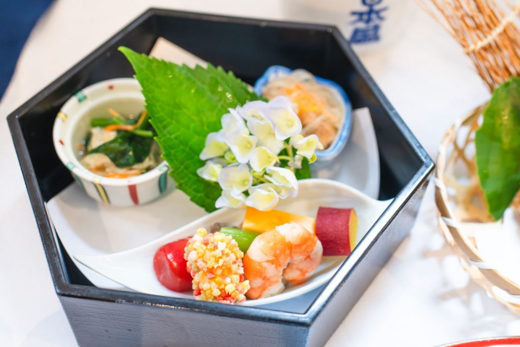 煉瓦館特製の“日本酒に合わせたペアリング料理”